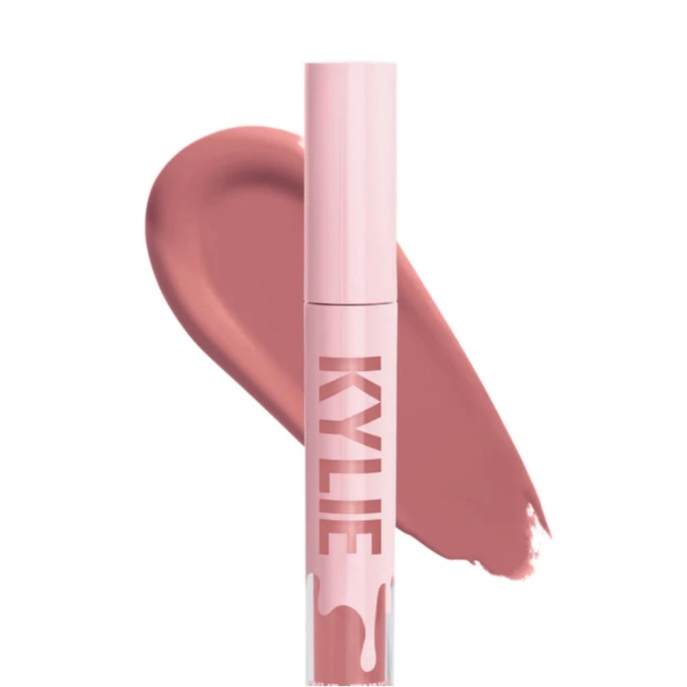 Kylie Cosmetics Lip Shine Lacquer in color 90’s Baby